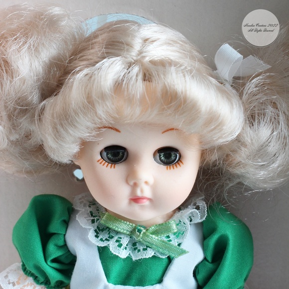 Ginny Doll May-Emerald Vogue Dolls Calendar Collection 1990s Damaged Box 71-4210 - Picture 6 of 10